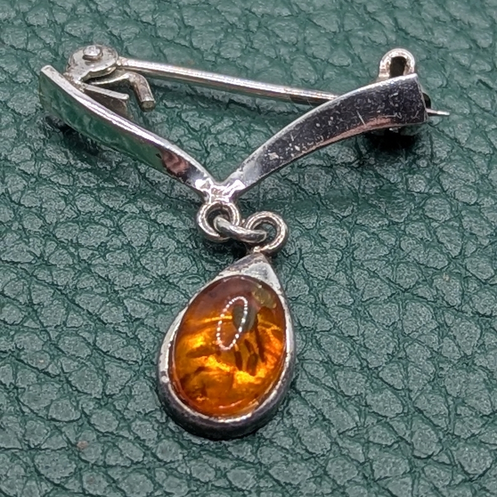 ✨ Glowing Honey Amber & Sterling Silver Drop Brooch - Picture 2 of 3